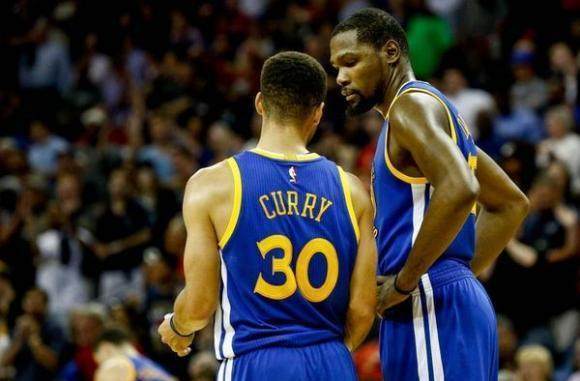 单的年龄占 单的年龄占