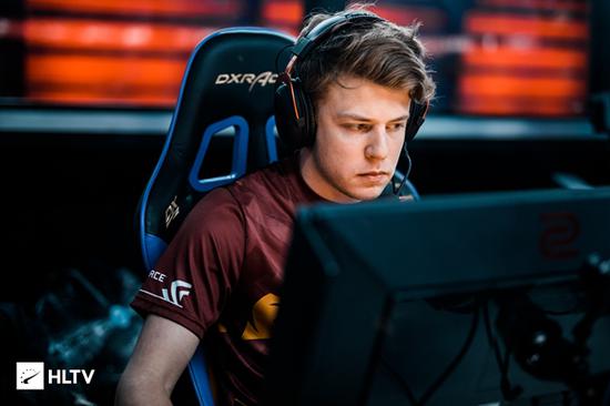 夏窗策略确 夏窗策略确